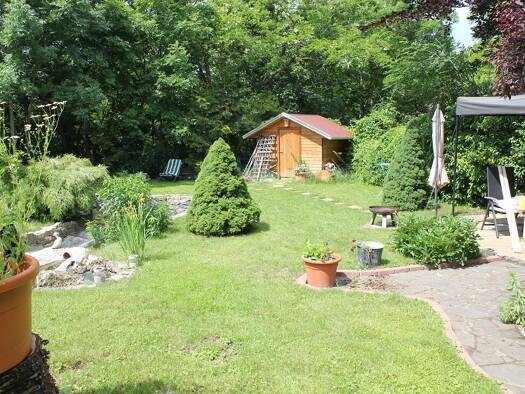 Wohnung zum Kauf 159.000 € 2 Zimmer 56 m² EG Parkvorstadt Weimar 99425