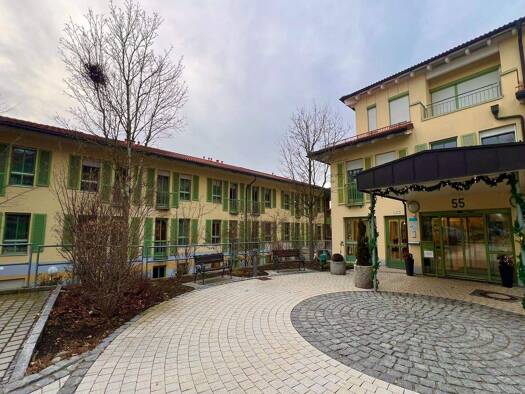Pflegeheim zum Kauf als Kapitalanlage geeignet 200.000 € 51,7 m² Aschheim 85609