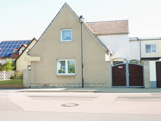 Haus zum Kauf 82.000 € 5 Zimmer 100 m² 701 m² Grundstück frei ab sofort Großkorbetha Weißenfels 06688