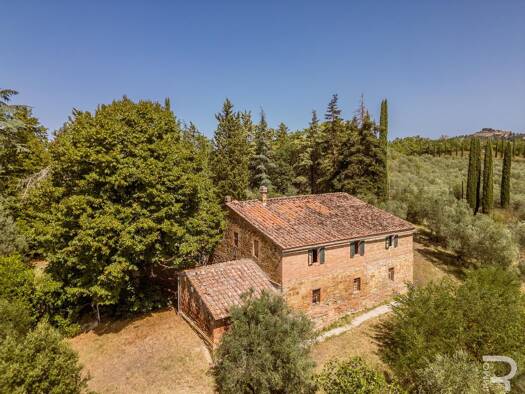 Bauernhaus zum Kauf 2.000.000 € 3 Zimmer 650 m² 520.000 m² Grundstück frei ab sofort Asciano 53041