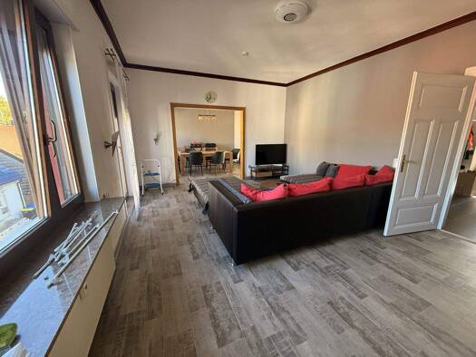 Wohnung zur Miete 1.050 € 3 Zimmer 131 m² frei ab sofort Obermannstraße 10 Hühnerfeld Sulzbach/Saar 66280