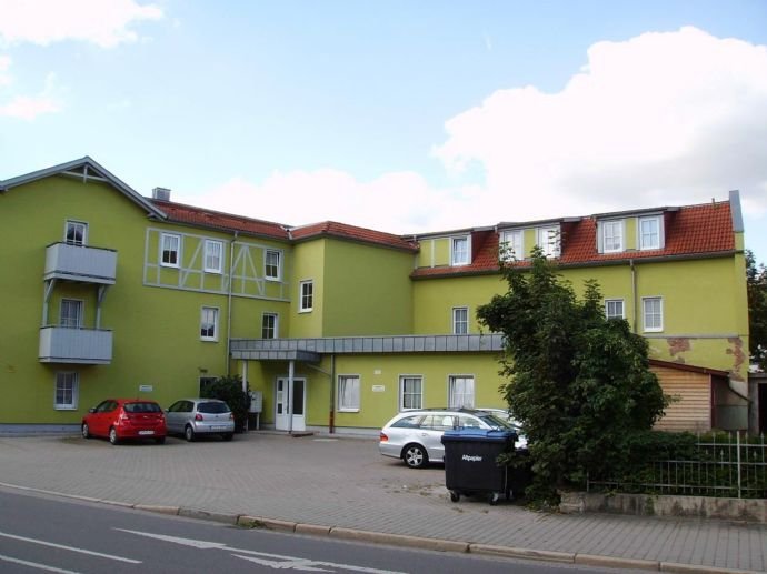 Mehrfamilienhaus zum Kauf 680 m²<br/>Wohnfläche 654 m²<br/>Grundstück Neu-Ulmer-Straße 24 Meiningen Meiningen 98617