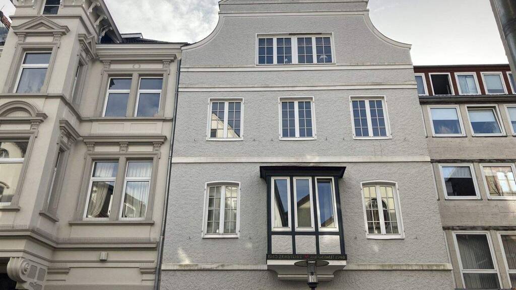 Wohnung zur Miete 795 € 2 Zimmer 94 m² frei ab sofort Innenstadt Detmold 32756