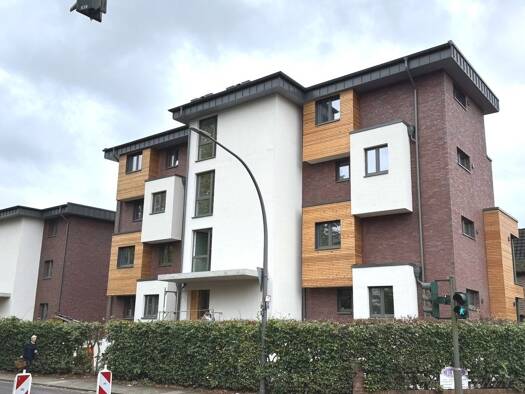 Wohnung zur Miete 975 € 1,5 Zimmer 35 m² 1. Geschoss frei ab sofort Bramfelder Chaussee 488 Bramfeld Hamburg 22175