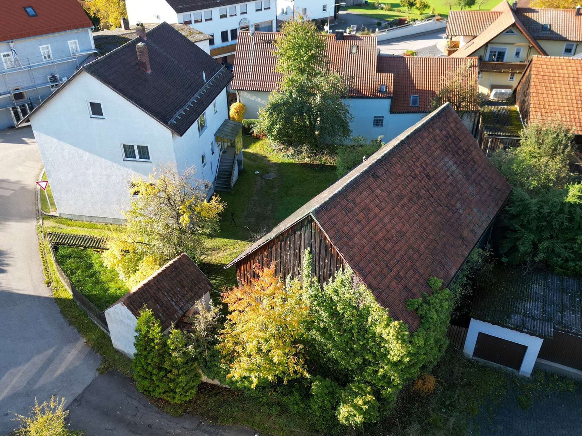 Mehrfamilienhaus zum Kauf 229.000 € 8 Zimmer 170,7 m²<br/>Wohnfläche 878 m²<br/>Grundstück Högling Fensterbach 92269