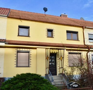 Reihenmittelhaus zum Kauf 80.000 € 4 Zimmer 84 m² 640 m² Grundstück frei ab sofort Gröba Riesa 01591