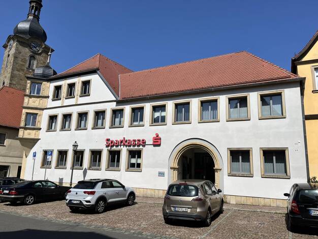 Büro-/Praxisfläche zur Miete provisionsfrei 9,11 € 6 Zimmer 192 m² Bürofläche Ebern Ebern 96106
