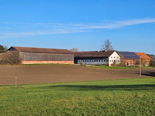 Haus zum Kauf 1.100.000 € 9 Zimmer 287 m² 10.300 m² Grundstück frei ab sofort Hub Wurmannsquick 84329
