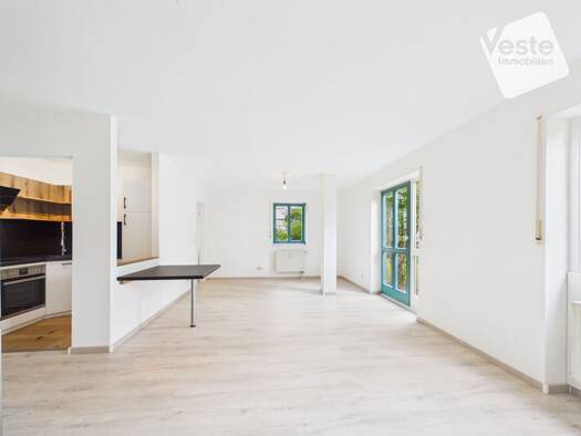 Studio zur Miete 420 € 1 Zimmer 36 m² EG Dörfles-Esbach 96487