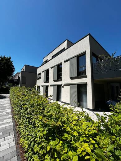 Wohnung zur Miete 2.760 € 5 Zimmer 184 m² Dachgeschoss, 2. Geschoss frei ab sofort Belvederer Allee 13 Südstadt Weimar 99425