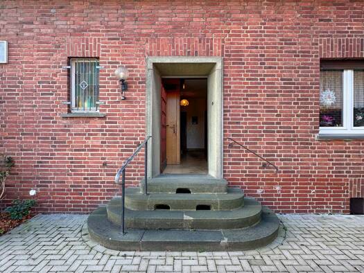 Einfamilienhaus zum Kauf 389.000 € 13 Zimmer 273 m² 2.593 m² Grundstück frei ab sofort Hellweg 17 Dinker Welver 59514