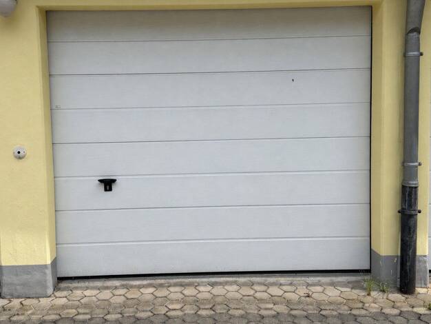 Garage zur Miete provisionsfrei 110 € Nunnenbeckstraße Gärten b Wöhrd Altstadt und engere Innenstadt 90489