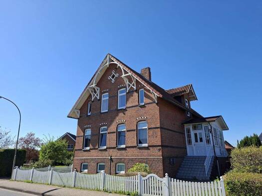 Mehrfamilienhaus zum Kauf als Kapitalanlage geeignet 498.000 € 8 Zimmer 222 m² 1.541 m² Grundstück Borsteler Reihe 12 Borstel Jork 21635