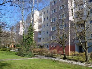 Wohnung zur Miete 240 € 1 Zimmer 27,6 m² 3. Geschoss frei ab 01.08.2025 Wolgaster Str. 2 Lichtenhagen Rostock 18109
