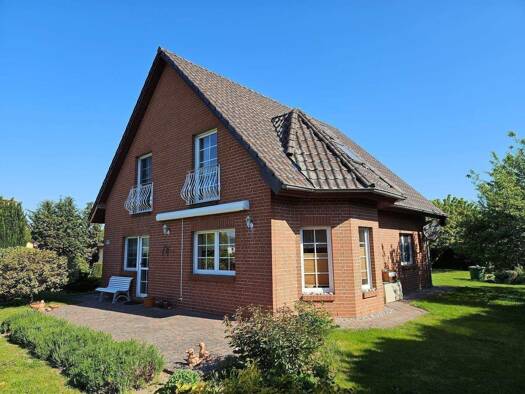 Einfamilienhaus zum Kauf 359.000 € 5 Zimmer 126 m² 1.233 m² Grundstück frei ab sofort Anklam Anklam 17389
