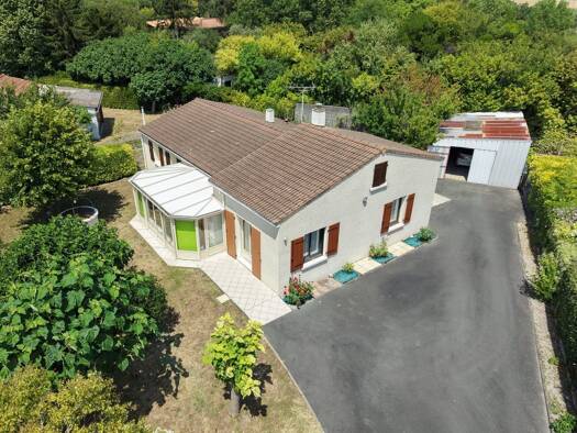 Haus zum Kauf 252.000 € 107 m² 1.473 m² Grundstück Semussac 17120