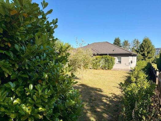 Bungalow zum Kauf 749.000 € 7 Zimmer 365 m² 1.936 m² Grundstück Rüdersdorf Rüdersdorf bei Berlin 15562