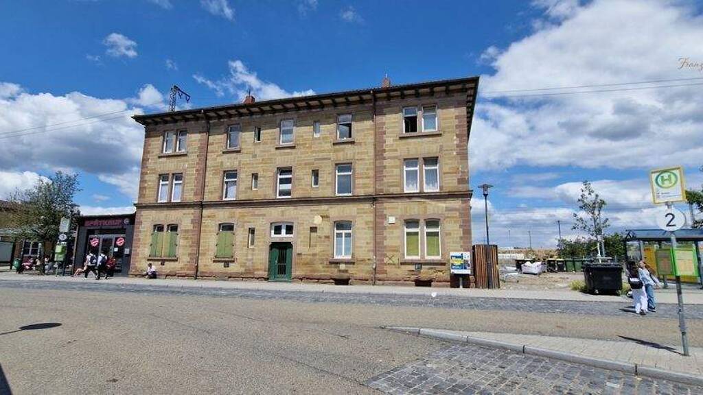 Haus zum Kauf 1.380.000 € 20 Zimmer 442,4 m² 572 m² Grundstück Bahnhofstrasse 123 Mühlacker 75417