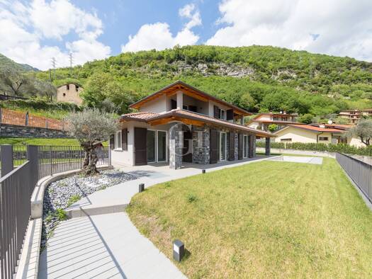 Villa zum Kauf 1.650.000 € 7 Zimmer 392 m² 470 m² Grundstück Tremezzina 22016