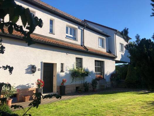 Wohnung zur Miete 1.400 € 5 Zimmer 140 m² Geschoss 1/2 frei ab 01.02.2026 Herzogenaurach 91074