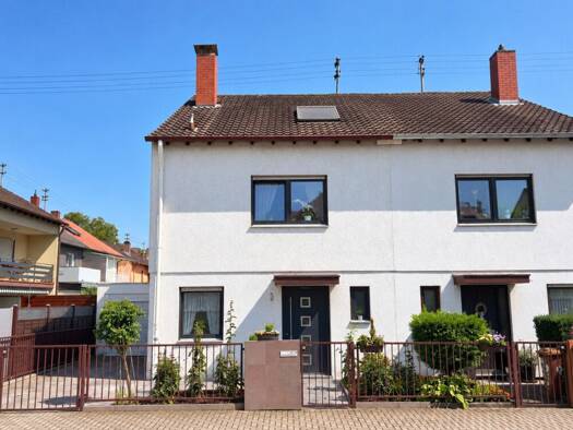 Doppelhaushälfte zum Kauf 350.000 € 6 Zimmer 145 m² 205 m² Grundstück Edigheim Ludwigshafen am Rhein 67069