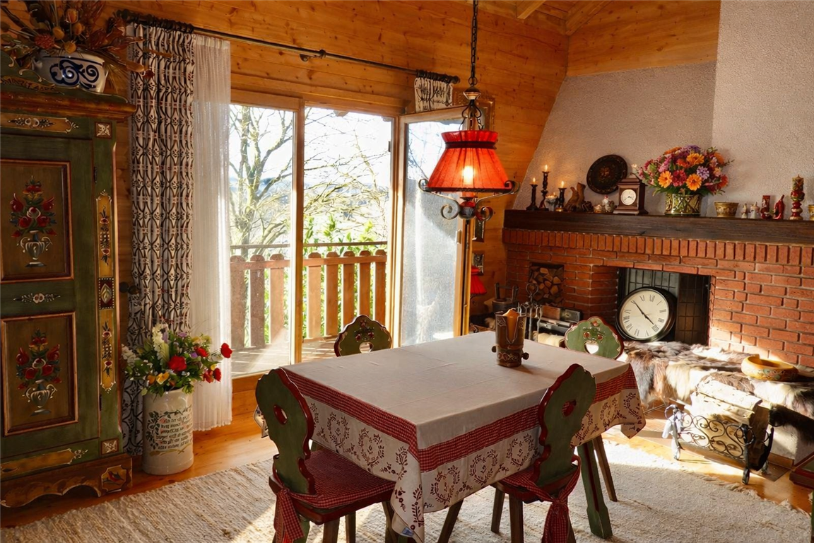 Einfamilienhaus zum Kauf - Mehr