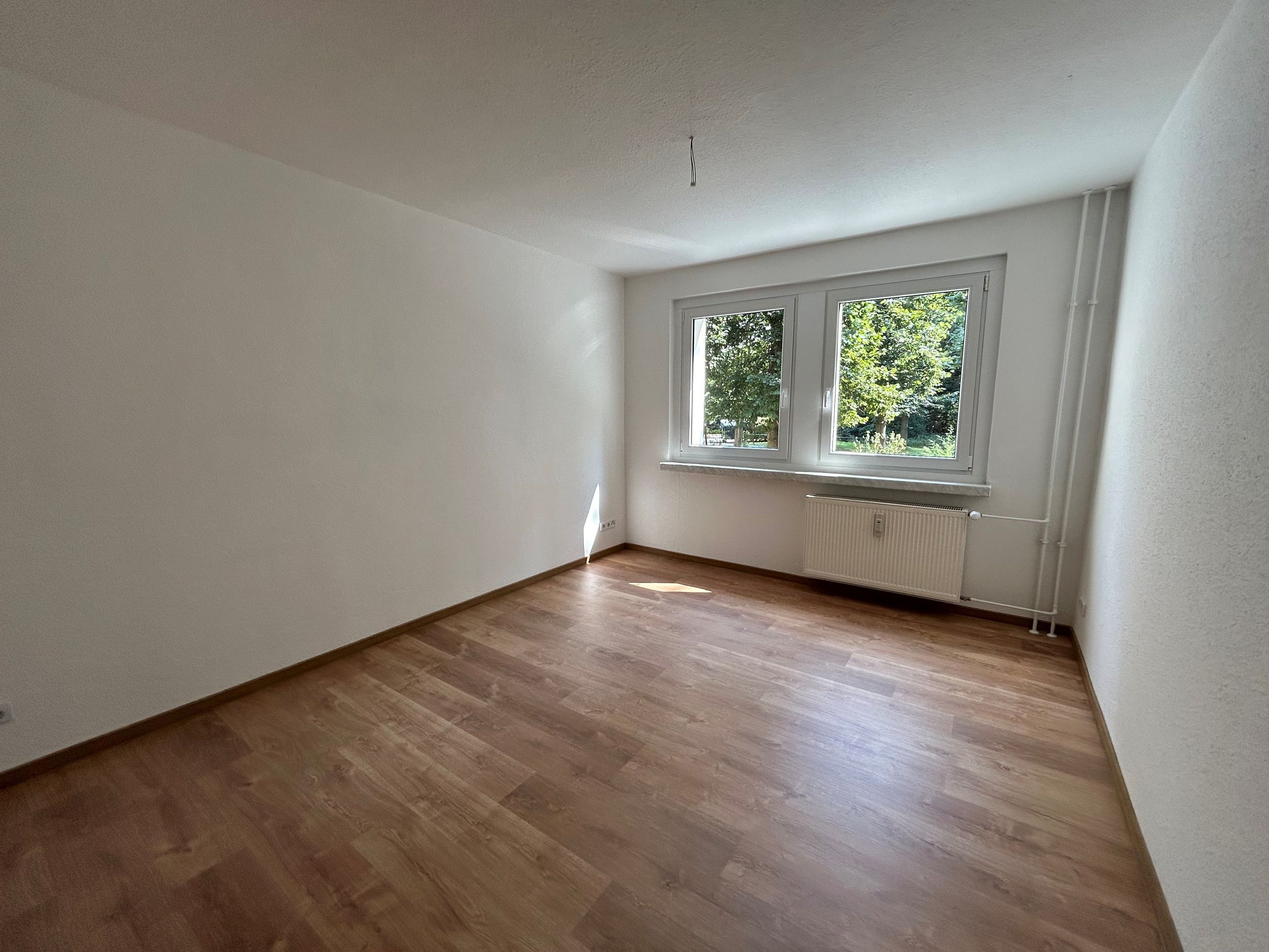 Wohnung zur Miete 200 € 1 Zimmer 29,7 m²<br/>Wohnfläche 2.<br/>Geschoss 01.11.2024<br/>Verfügbarkeit Max-Müller-Str. 18 Zittau Zittau 02763