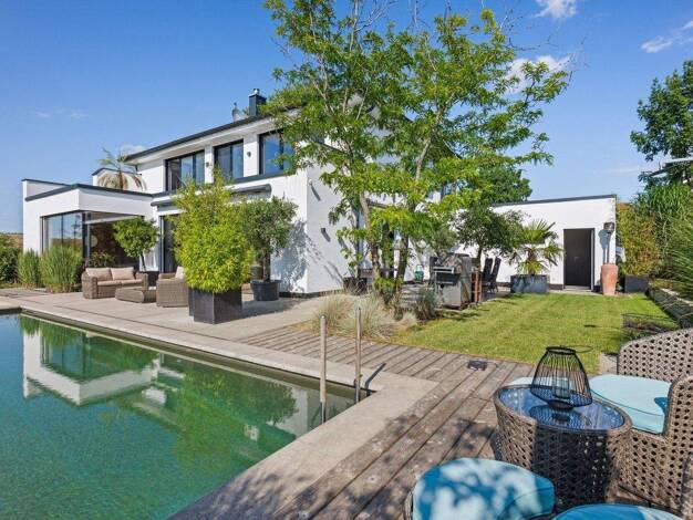 Haus zum Kauf 1.890.000 € 5 Zimmer 305 m² 1.470 m² Grundstück Wolfersdorf 85395