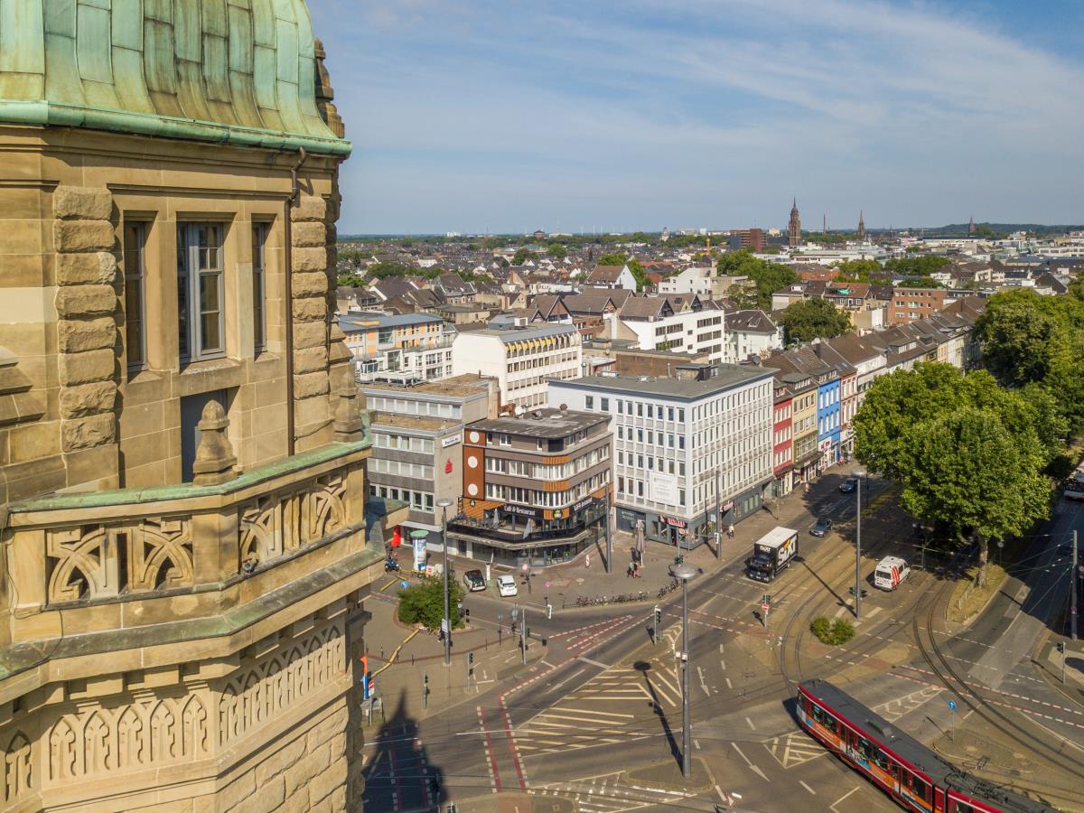 Bürofläche zur Miete provisionsfrei 8,50 € 305 m²<br/>Bürofläche ab 305 m²<br/>Teilbarkeit Südring Krefeld 47798