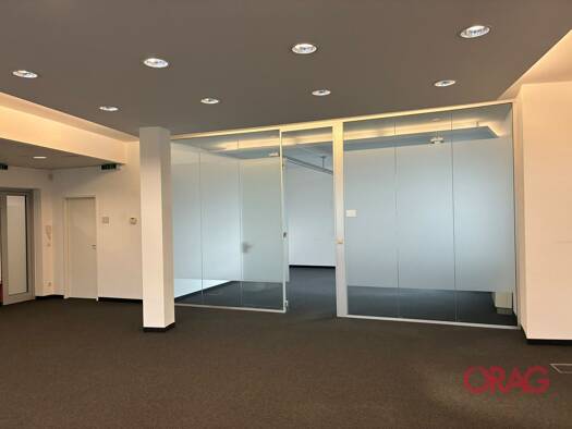 Bürofläche zur Miete 11,50 € 424,3 m² Bürofläche Schwechat 2320