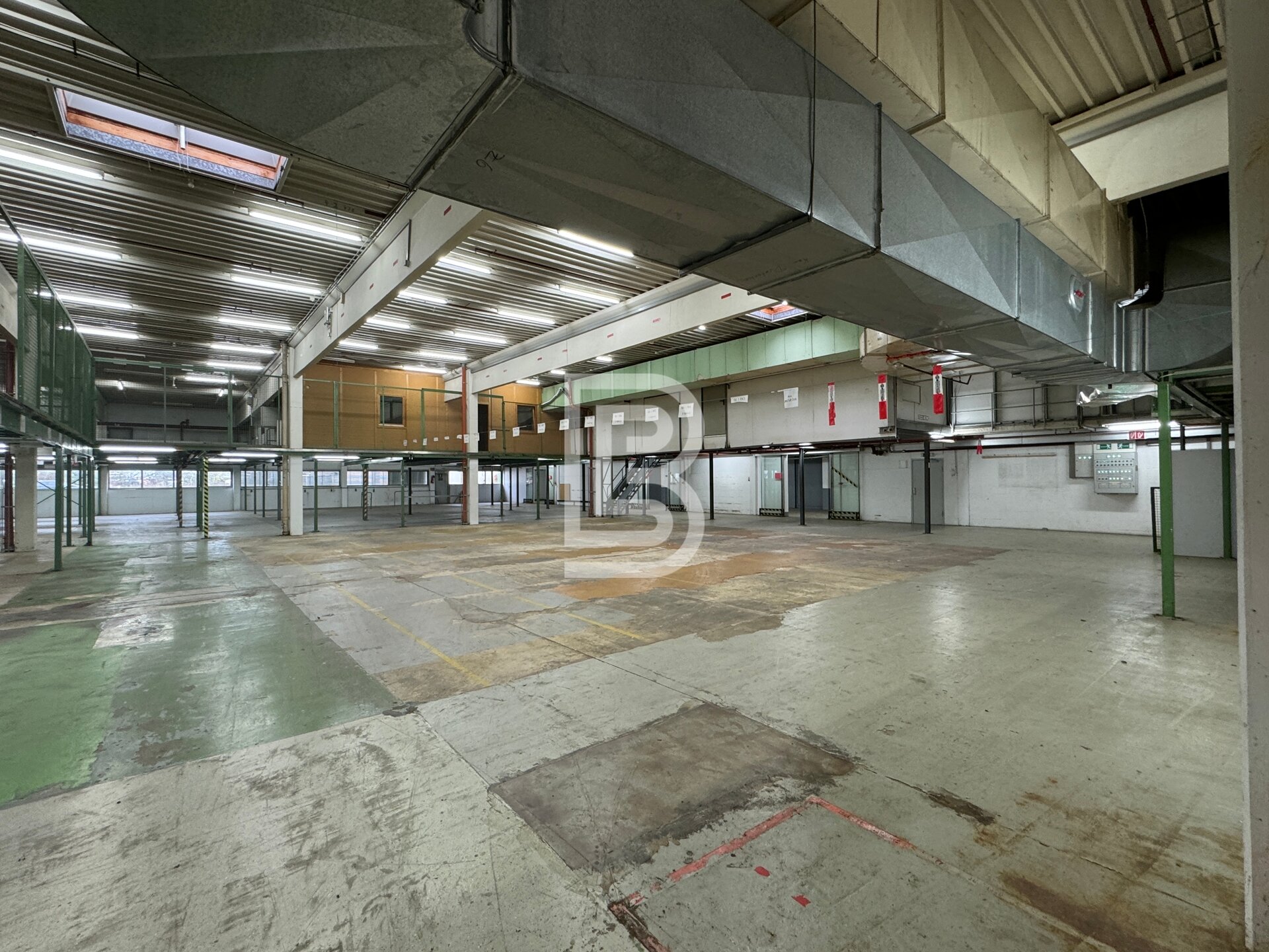 Lagerhalle zur Miete 3,40 € 2.650 m²<br/>Lagerfläche Emmendingen Emmendingen 79312