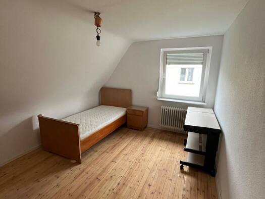 Wohnung zur Miete 400 € 1 Zimmer 16 m² Geschoss 1/1 frei ab sofort Schulstraße 10 Spardorf 91080