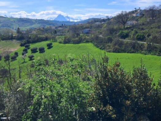 Bungalow zum Kauf 50.000 € 4 Zimmer 80 m² 800 m² Grundstück frei ab sofort Cellino Attanasio 64036