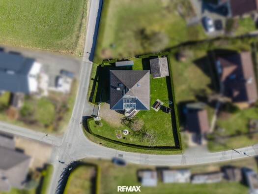 Immobilie in Hermagor - Einfamilienhaus zum Kauf - Hermagor - 490.000 € - 5 Zimmer, 160 m², 862 m² Grundstück - Bild 2