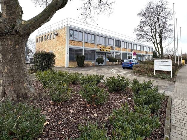Bürofläche zur Miete 9,60 € 262,5 m² Bürofläche teilbar ab 95 m² Gottlieb-Daimler-Str. 14 Oststadt Mannheim 68165