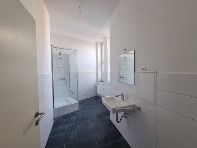Wohnung zur Miete 575 € 2 Zimmer 70 m² 3. Geschoss frei ab 18.07.2026 August-Bebel-Str. 70 Innenstadt Halle (Saale) 06108