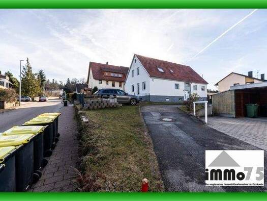 Mehrfamilienhaus zum Kauf 385.000 € 10 Zimmer 193 m² 633 m² Grundstück Salmbach Engelsbrand 75331