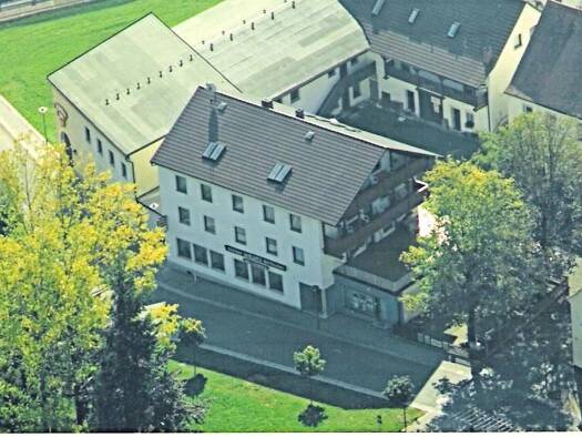 Restaurant zum Kauf 549.000 € 846 m² Gastrofläche 2.440 m² Grundstück Waldau Vohenstrauß 92648