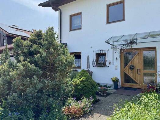 Doppelhaushälfte zum Kauf 650.000 € 6 Zimmer 123 m² 490 m² Grundstück Grabenstätt Grabenstätt 83355