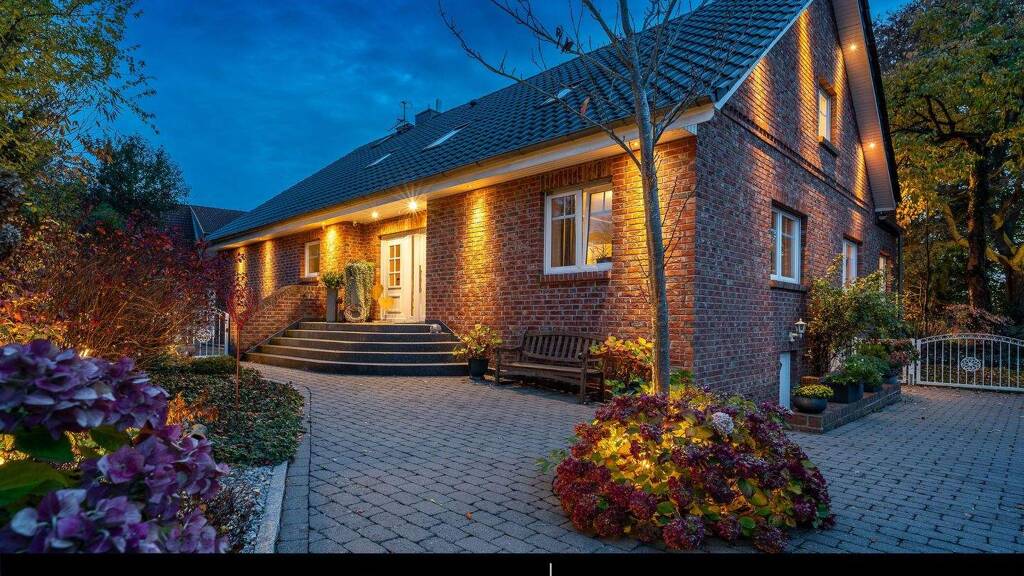 Villa zum Kauf 1.299.000 € 7 Zimmer 270 m² 2.500 m² Grundstück Neustadt Neustadt am Rübenberge 31535