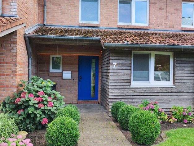 Reihenmittelhaus zur Miete 1.200 € 3,5 Zimmer 130 m² 334 m² Grundstück Albersdorf 25767