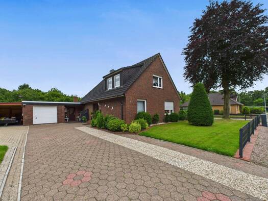 Einfamilienhaus zum Kauf 275.000 € 7 Zimmer 138,9 m² 831 m² Grundstück Wittmund 26409