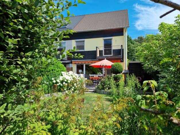 Reihenendhaus zum Kauf 417.500 € 4 Zimmer 115 m² 251 m² Grundstück Leichendorf Zirndorf 90513