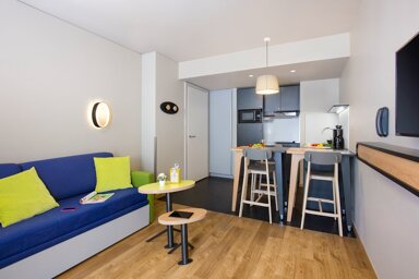 Wohnung zur Miete Wohnen auf Zeit 3.122 € 2 Zimmer 40 m² frei ab sofort Am Oberwiesenfeld Am Riesenfeld München 80809