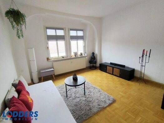 Wohnung zur Miete 290 € 2 Zimmer 42,8 m² 3. Geschoss frei ab 01.05.2026 Stendal 39576