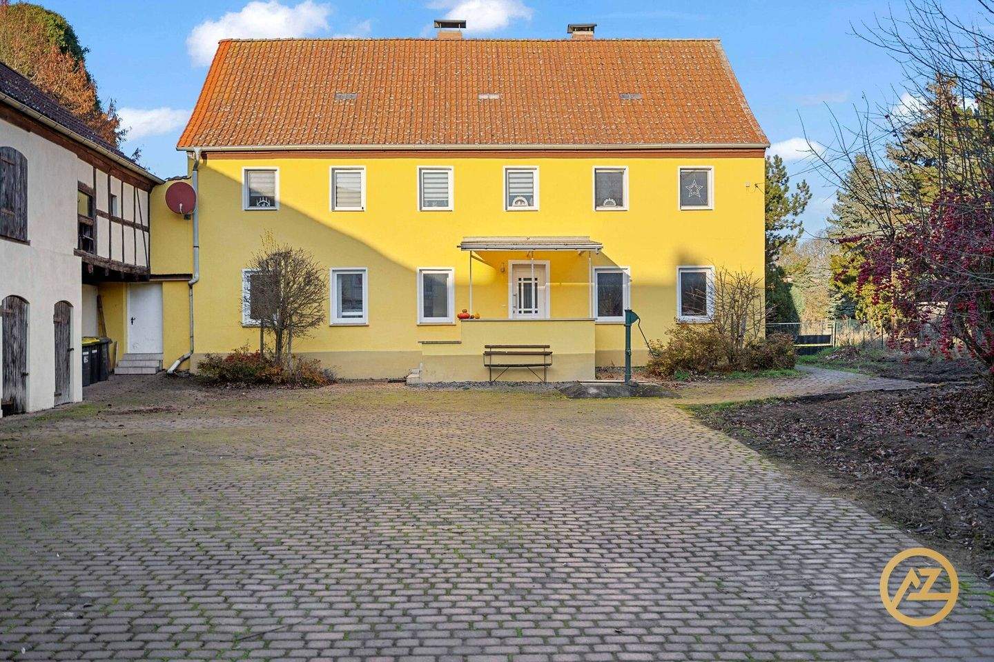 Immobilie in Wanzleben-Börde - "Charmantes, modernisiertes Zweifamilienhaus mit großem Innenhof und viel Platz in ruhiger Dorflage" - Bild 0