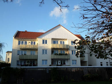 Wohnung zur Miete 642 € 3 Zimmer 80,2 m² 2. Geschoss frei ab 01.11.2025 Kösterstraße 4 Güstrow Güstrow 18273