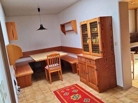 Reihenmittelhaus zum Kauf 385.000 € 4 Zimmer 107 m² 416 m² Grundstück Jestetten 79798