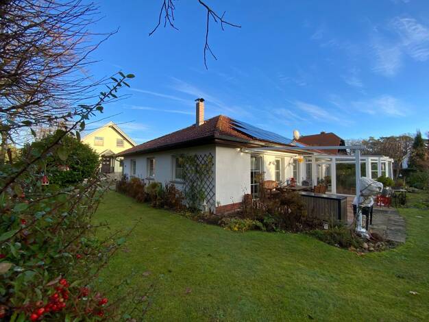 Einfamilienhaus zur Miete 1.200 € 1 Zimmer 122 m² 829 m² Grundstück frei ab 01.11.2026 Klein Loitz Felixsee 03130