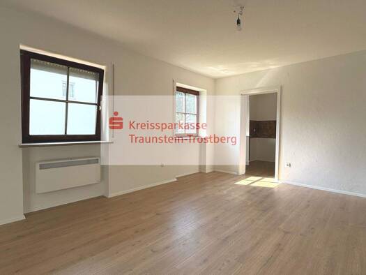 Wohnung zur Miete 650 € 2 Zimmer 60 m² frei ab sofort Traunreut 83301